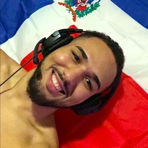 Meet your Posher, Enrique